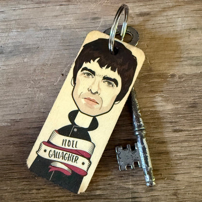 Noel Gallagher NEW DESIGN Character Wooden Keyring - RWKR1