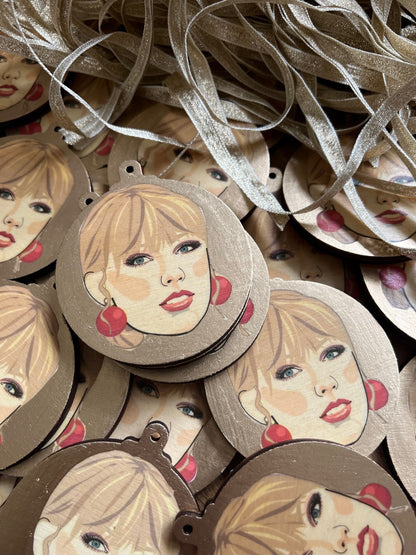 Taylor Swift - Character Wooden Bauble Hand Painted with Gold Leaf Paint - RWHO